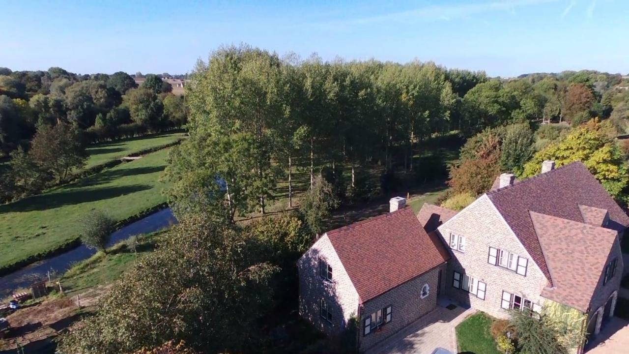 Villa Charmes de Velupont with Wellness à Braives Extérieur photo